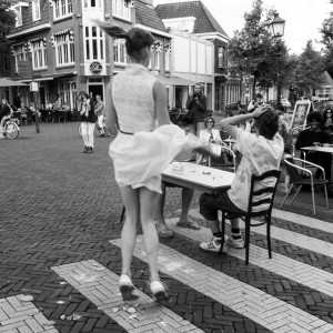 moei zwart wit